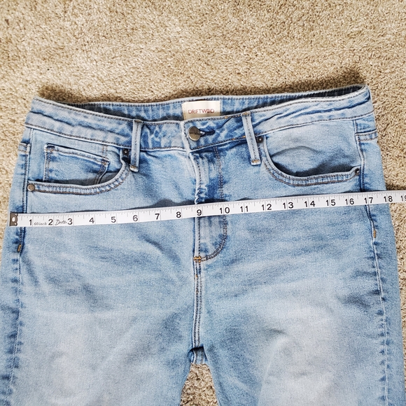 Driftwood Anthropologie Roxy Floral Embroidered Mid Rise Flare Jeans Sz 31 - Picture 5 of 9